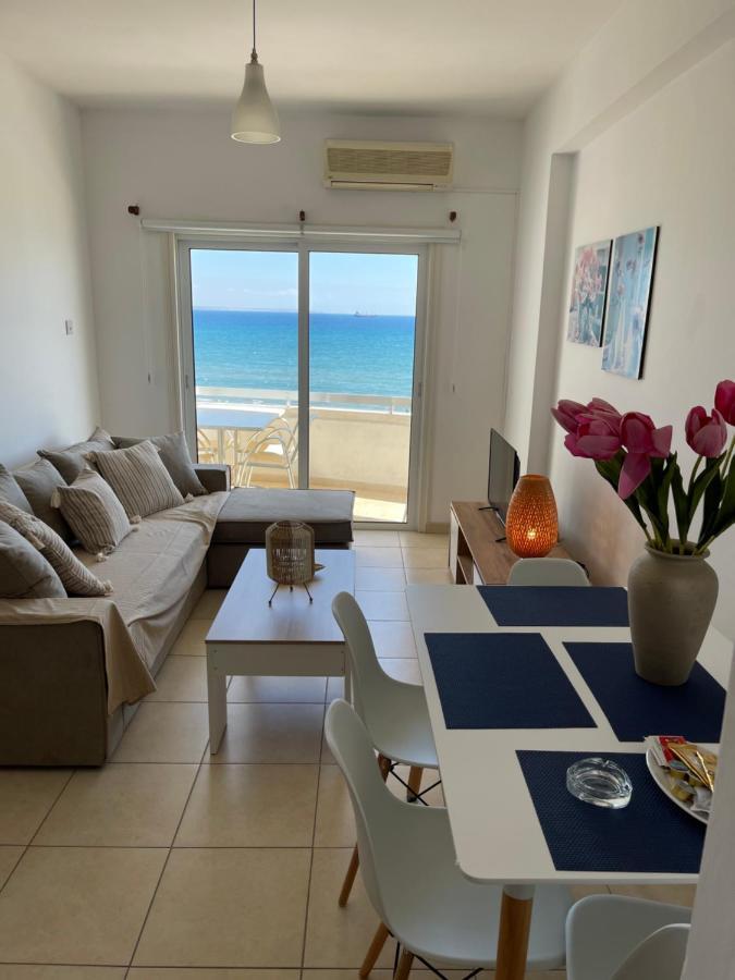 Alex Beach Apartment 31 لارنكا المظهر الخارجي الصورة