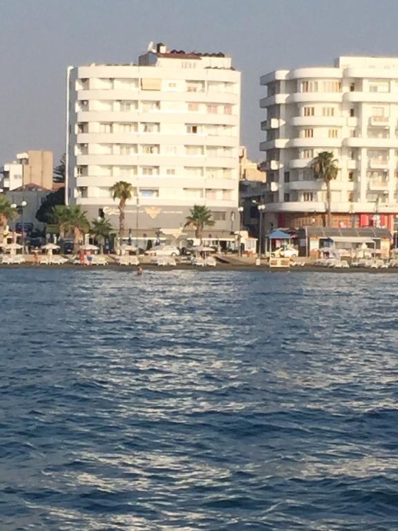 Alex Beach Apartment 31 لارنكا المظهر الخارجي الصورة